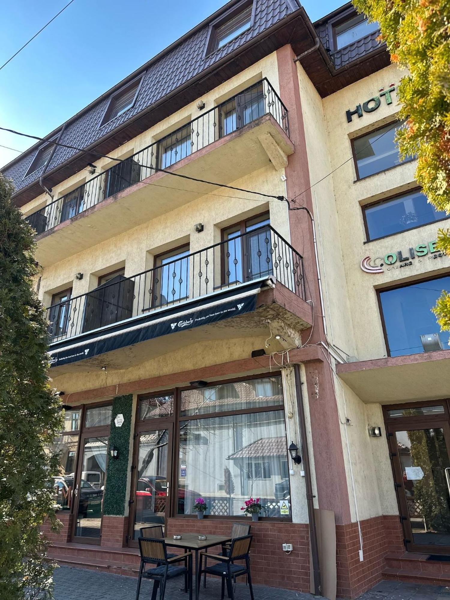 Coliseum Hotel Calafat Bagian luar foto